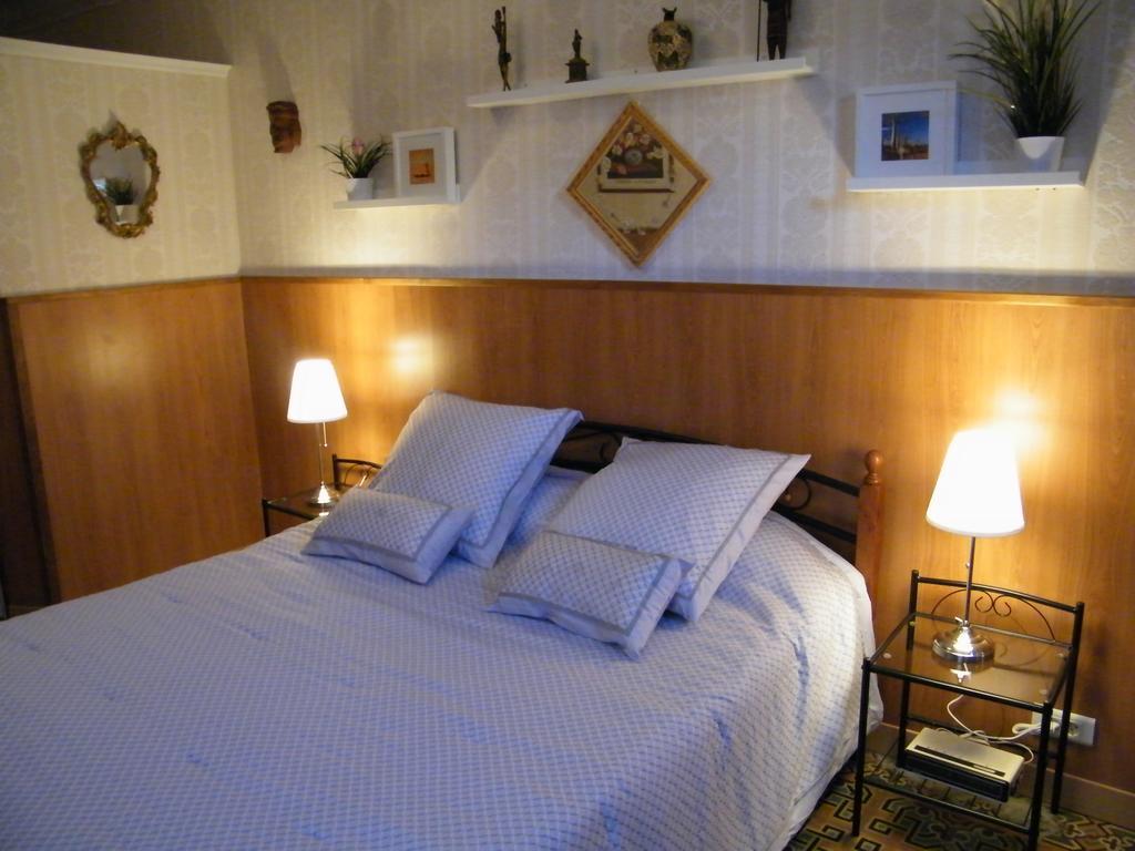 Chambres D'Hotes La Maison Sur Le Port Meze Room photo