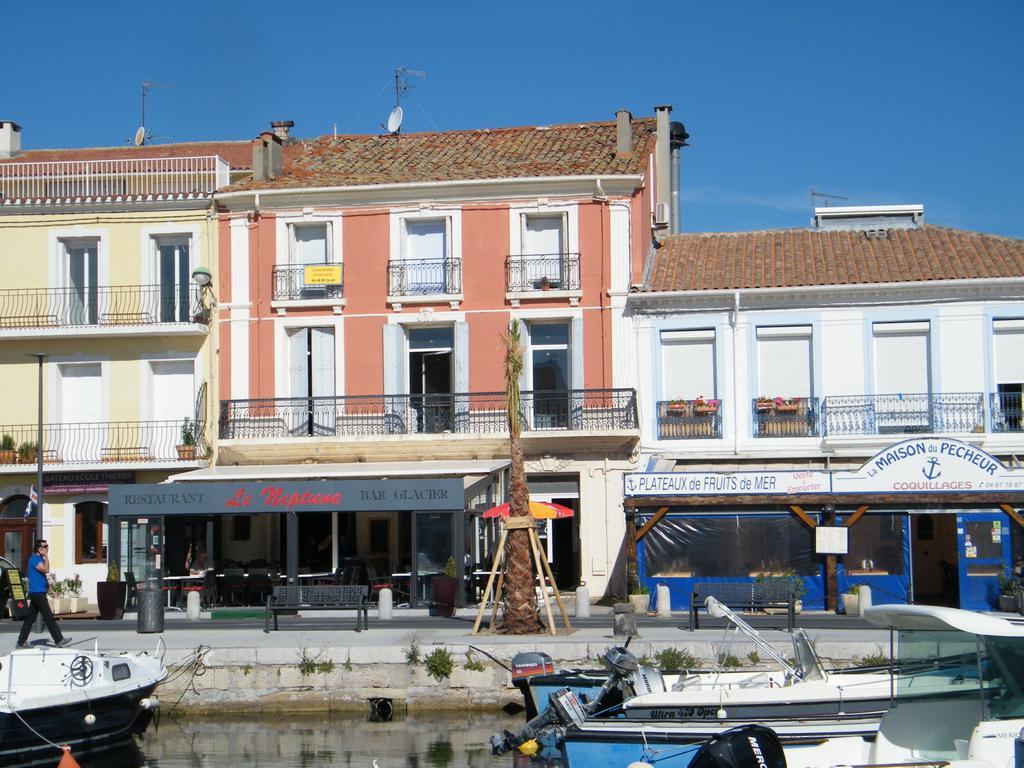 Chambres D'Hotes La Maison Sur Le Port Meze Exterior photo